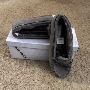 Airwalk Gray Moccasin Slippers